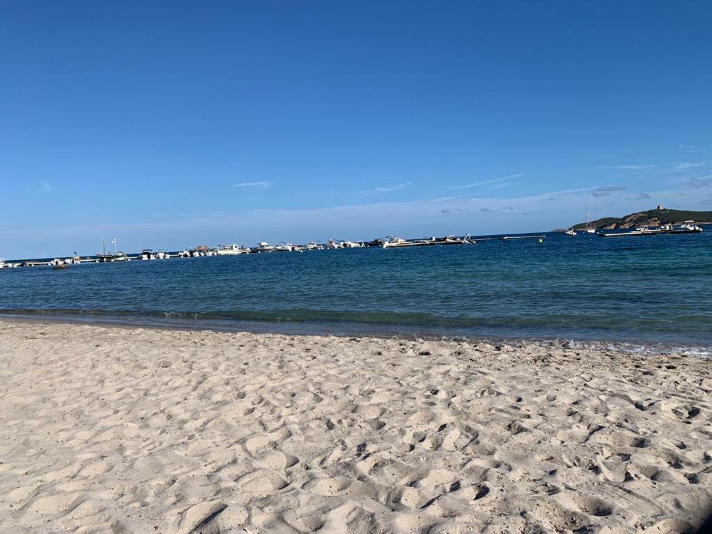 La Corse Les Pieds Dans L'Eau Apartment Pinarellu Екстериор снимка